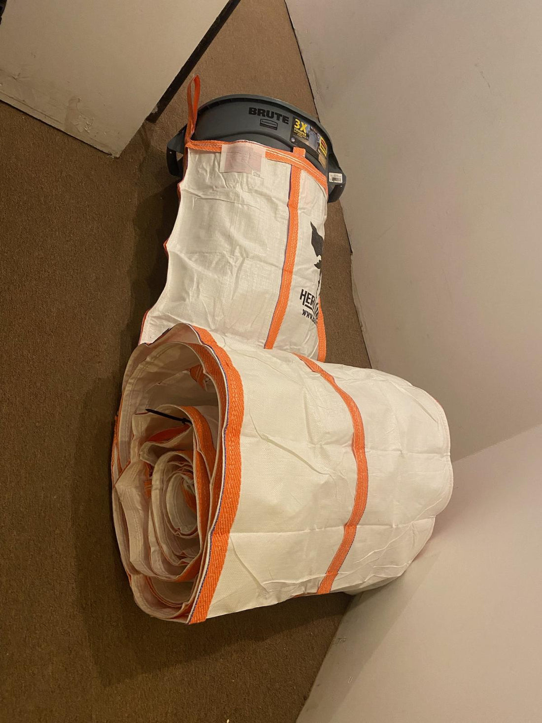 The Ultimate Guide to Using a Roofing Debris Chute for Safe and Efficient Projects
